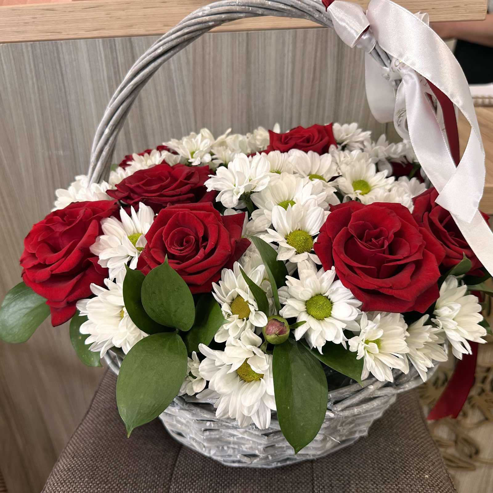 Квітковий кошик "Loena"