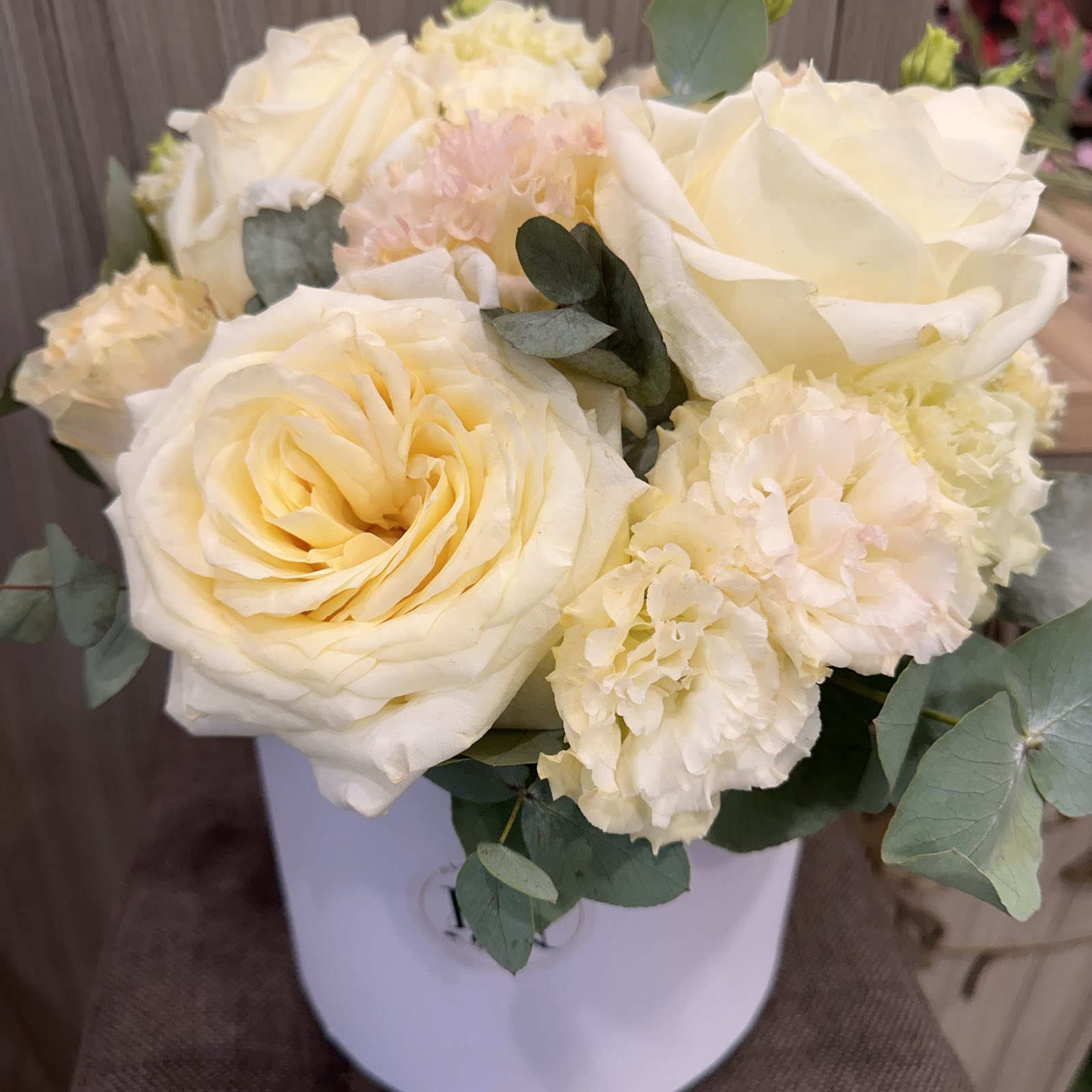 Квіткова коробка "White"